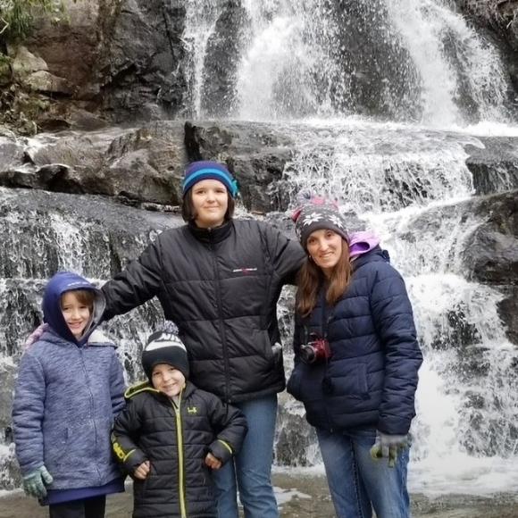 Meet your Posher, Rose - Picture 1 of 12